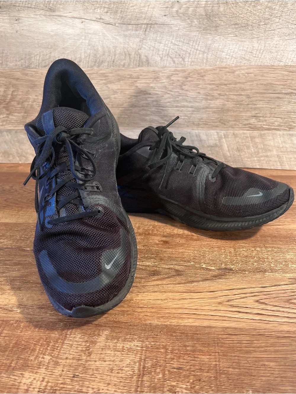 Nike Quest 4 Men’s Sneakers Running Shoes Size‎ 12